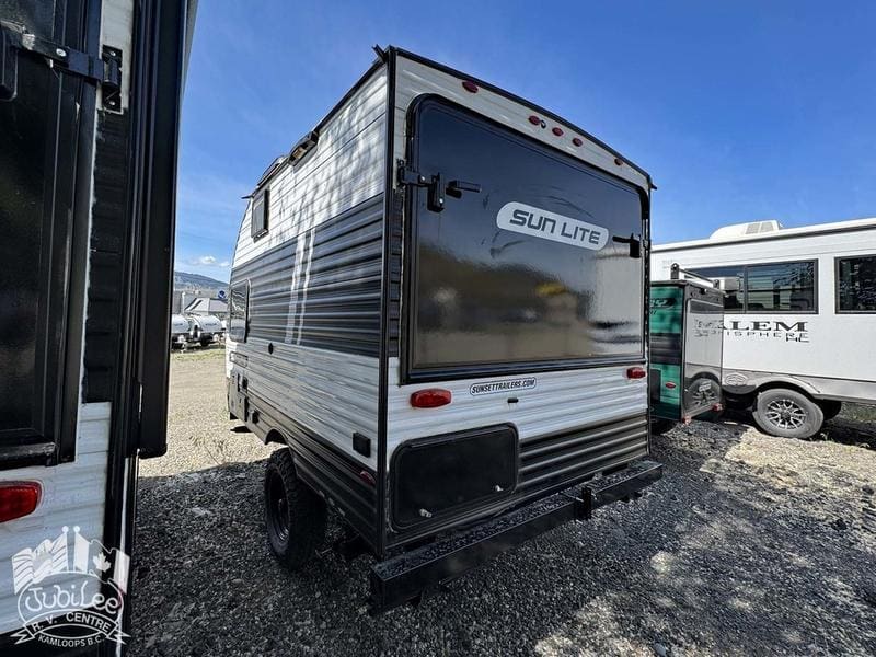 0BB55AA6-B672-41BB-A0F0-895D299B86DB