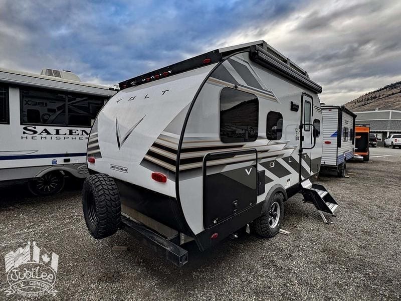 0EBFBCD2-9633-4983-B6DA-5E421810CDC2