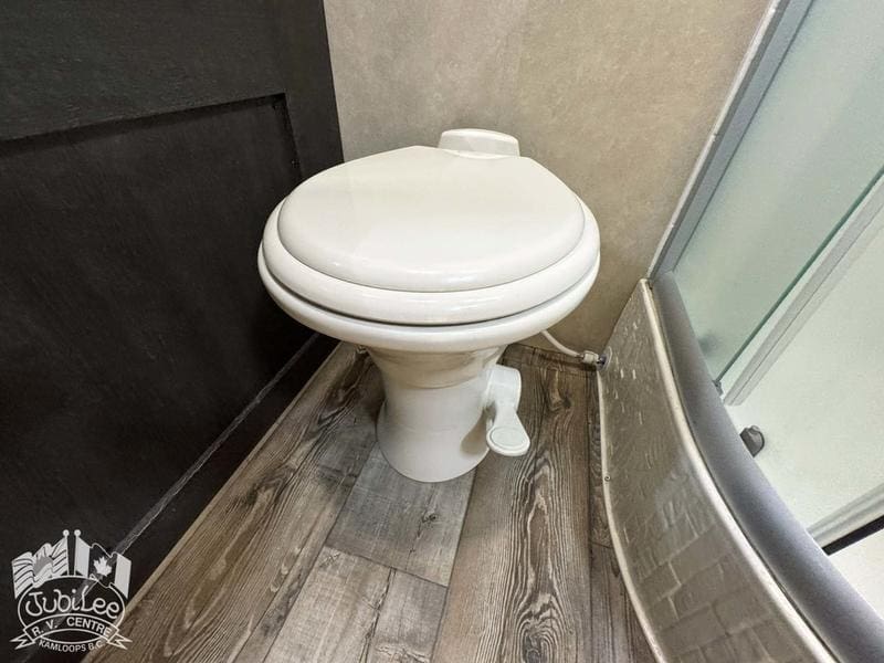 10583B72-B743-4923-B409-A08403F949C8