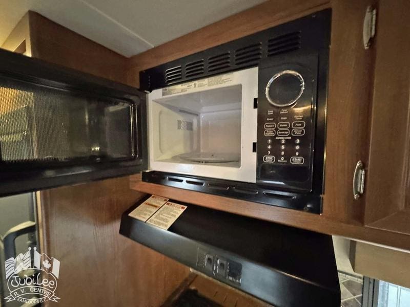 120657CC-EDCD-4124-B667-1DFDABEC505E