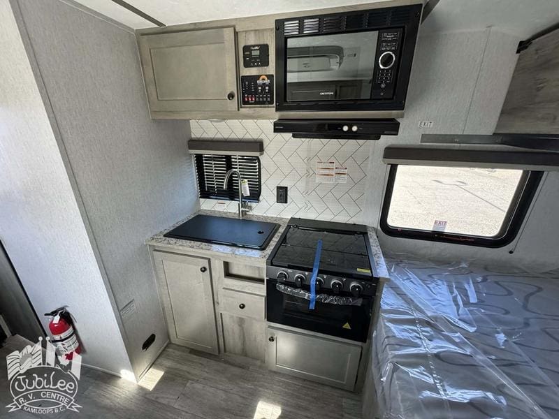 39230E2F-941A-4980-B76A-C2FD99EDB08B