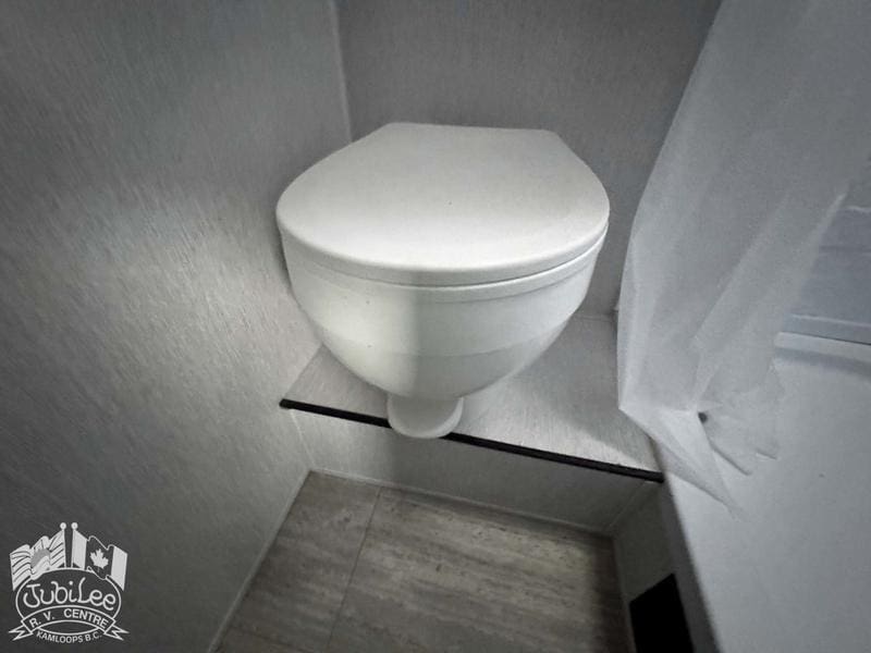 3C3E8953-FEE5-4AB2-A9A9-FFAC10E7390A