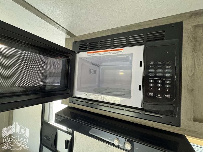 3C9CF143-707C-4890-8841-2560FB699B51