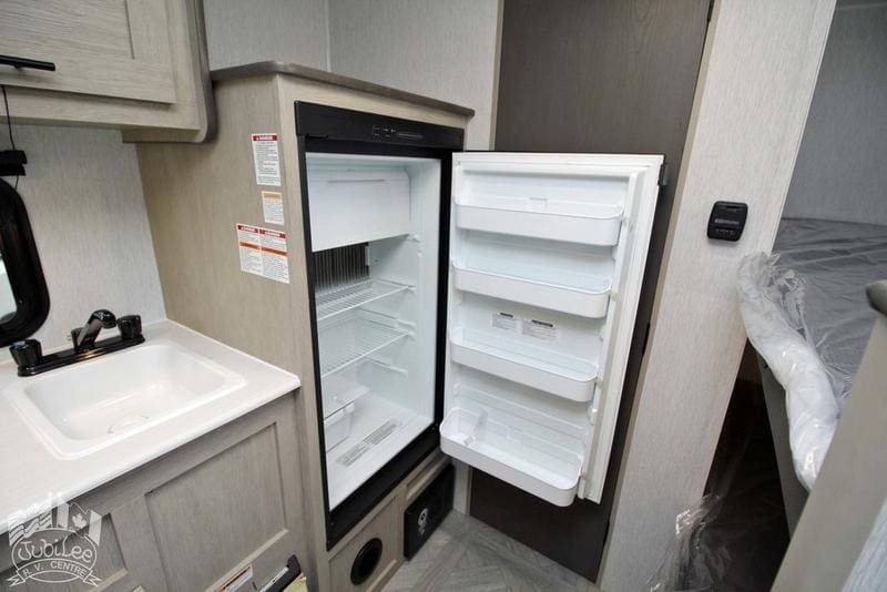 5A224D37-CDF5-4BA5-A972-9CA0DD3D9687