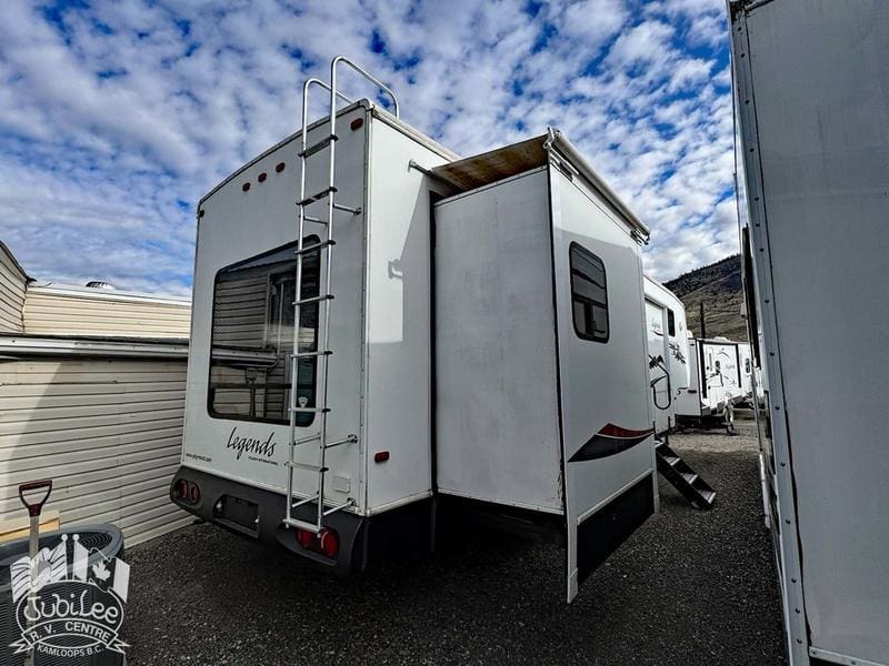 6023828D-8FA6-47D2-8337-21E8DE26CC54