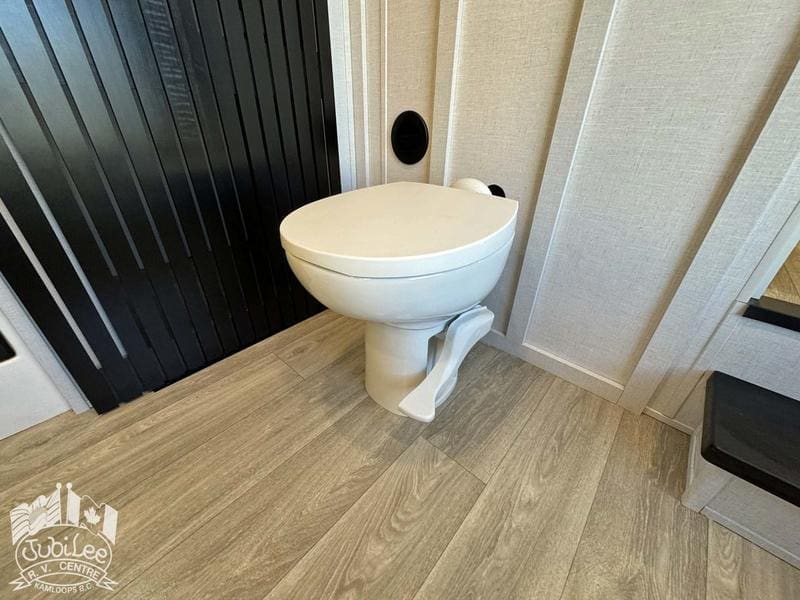 6DAC252B-8320-4CA3-8812-6786583996C2