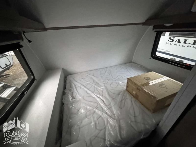 738A0C0B-940F-4929-BFDE-A022EF320AA0