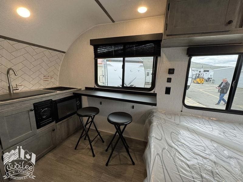 766D7D47-8C7C-4D5A-93FE-A46AB8A21F9E