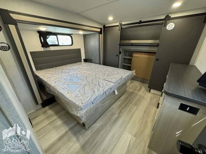 80272F67-9374-4D0A-8BF2-503964CB036E