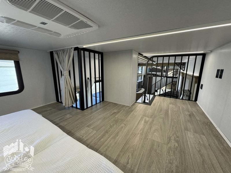 85E2371B-D305-4CFE-A7E0-B69F4194D3A4