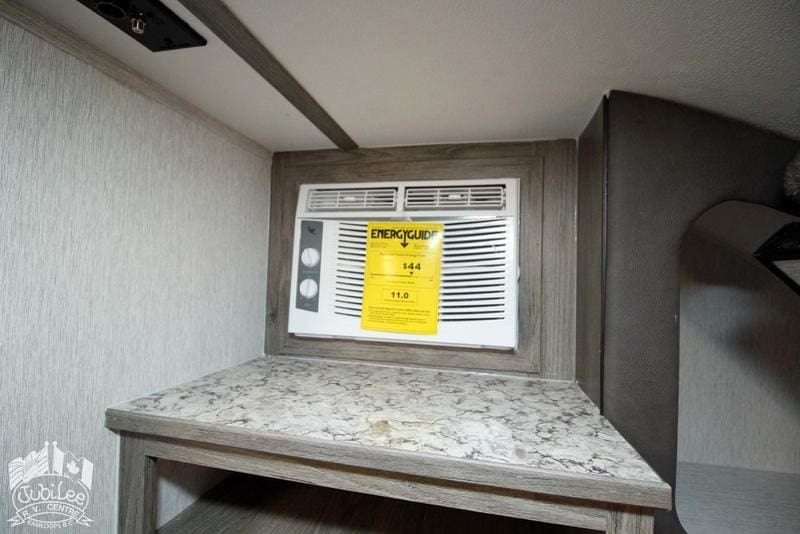 8B56AD77-2339-4B34-AB71-477BF7326694