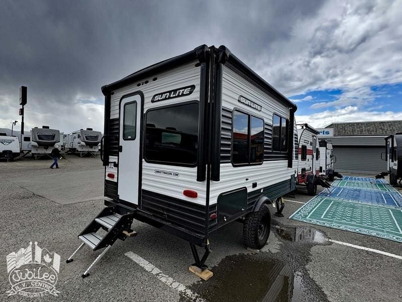 91F91CC0-EB30-498D-B322-5B571B130246