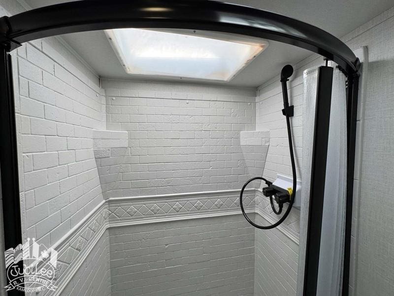 96F479DF-ACF7-4CBE-B26C-03EE2C55161E