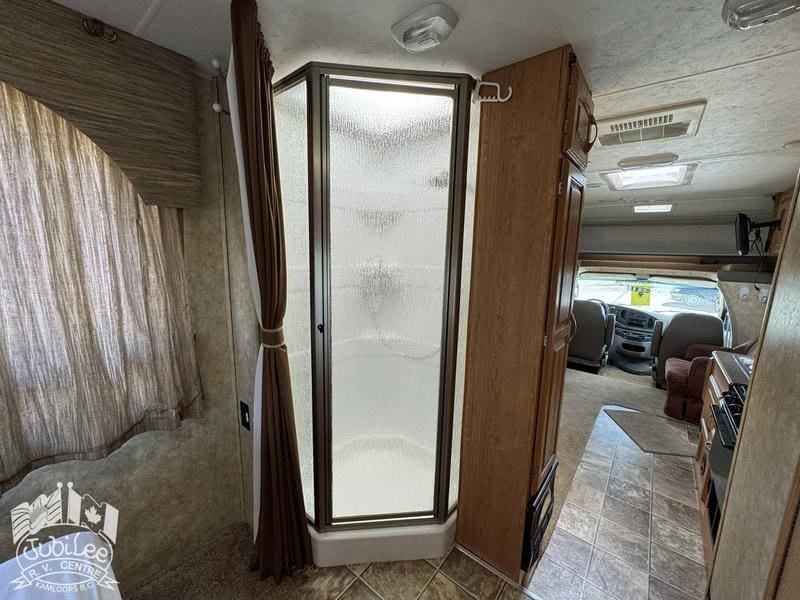 98E9C8B3-914F-4257-89B7-C547A968619F