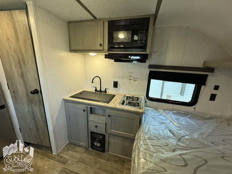 9EC8F4EC-0D7D-4C24-9680-86F7B9F97A29