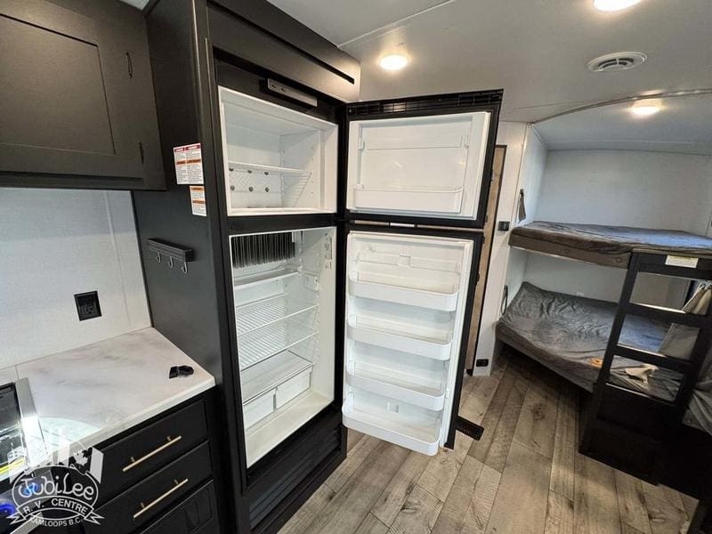 A27CAC52-2283-4273-97C7-5A6E497D750B