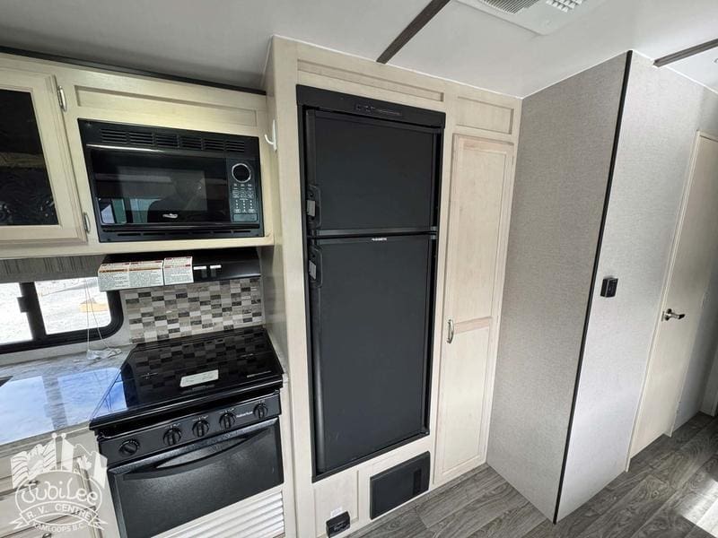 A4396C98-6AB6-43ED-BA05-349C93C48037