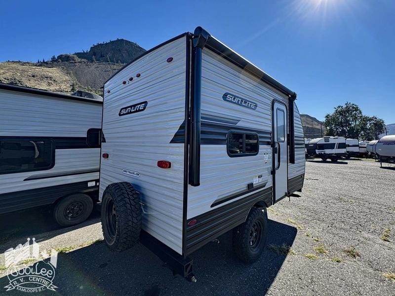 A897EE0D-CC70-4424-AEF2-10E163923093