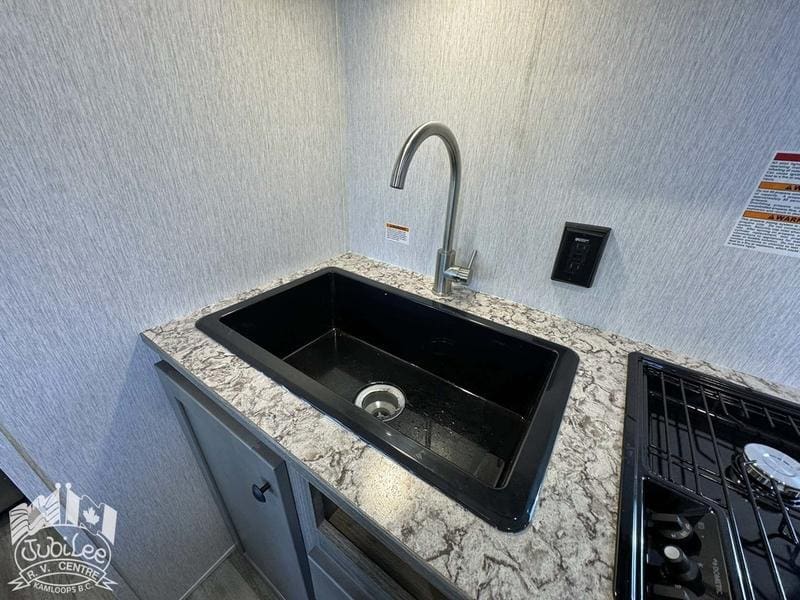 B83E3FD4-D9CD-4297-8BBF-8A444ABB8927