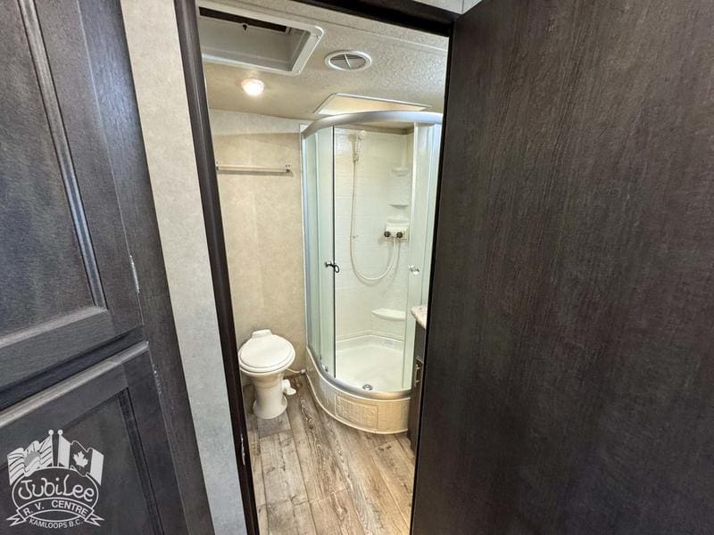 BC30EE9E-E2F4-4F67-A430-CF6229554AB2