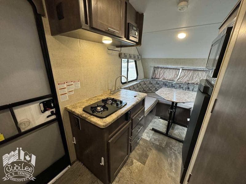 BCA93CDE-6EEE-4F66-A42B-C43D1807FB70