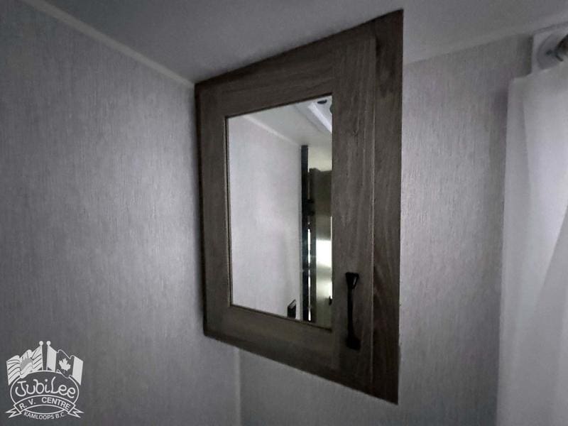 BD1CF89F-6872-4A31-9636-CAF35ED77433