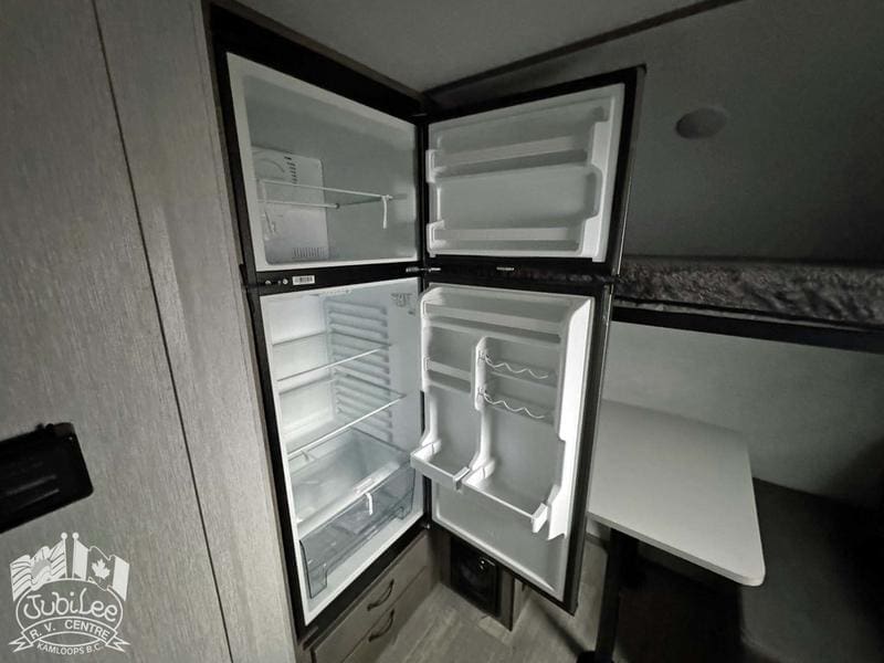 C33E2419-FF8A-46AB-8AF7-3C516E3A7BAD