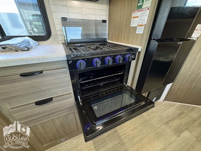 C9BB2B4D-D73F-49EF-B4E6-57FBF540C0EE