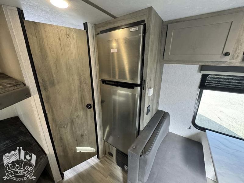 CA37FA56-8415-4373-8AA0-198D0D60E23C