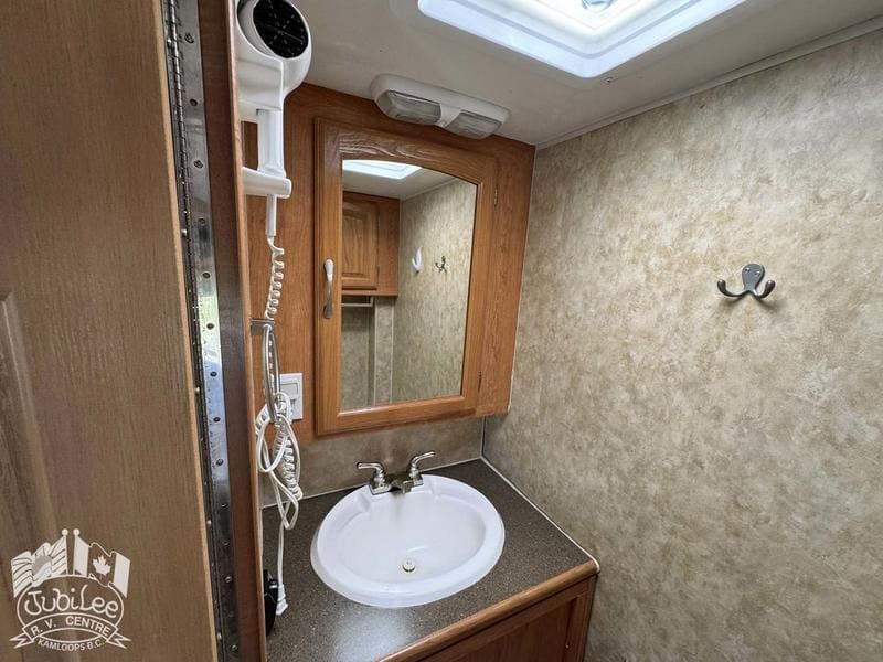 D0BB49AA-4106-4091-9620-777301AD61D1