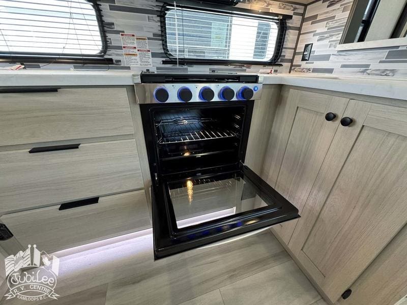 F1327856-F8B4-4115-BB6A-795828B5E9FB