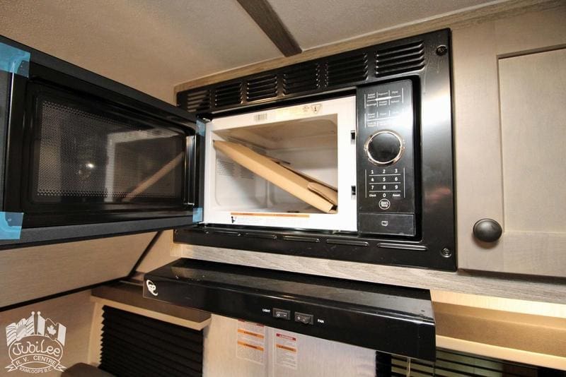 F5804670-BD2D-495D-9455-4AB2BFA086C3