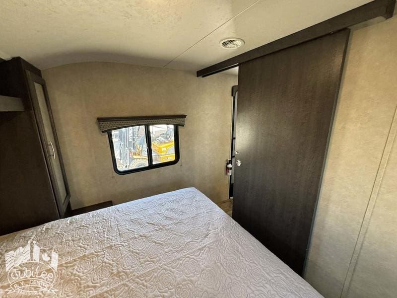 F729A3EC-6741-4F70-B3D0-7DD34BBF6BFD