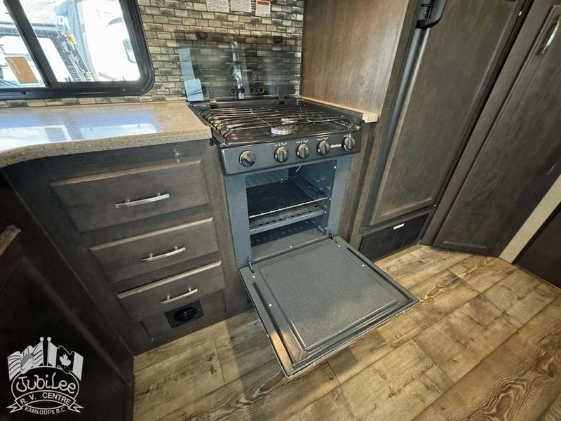 FA8E112A-AA1D-44B5-848A-1AE3B61DFAFD