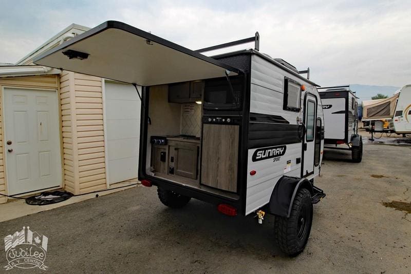 FC3DC1DC-8E85-42FD-B554-FD913D900A49